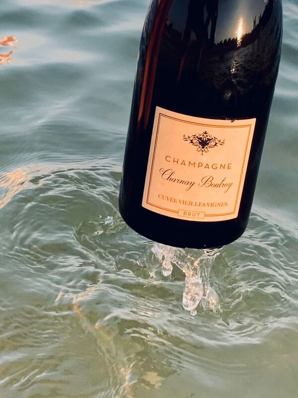 Bouteille de champagne Vieilles Vignes Charnay Boutroy